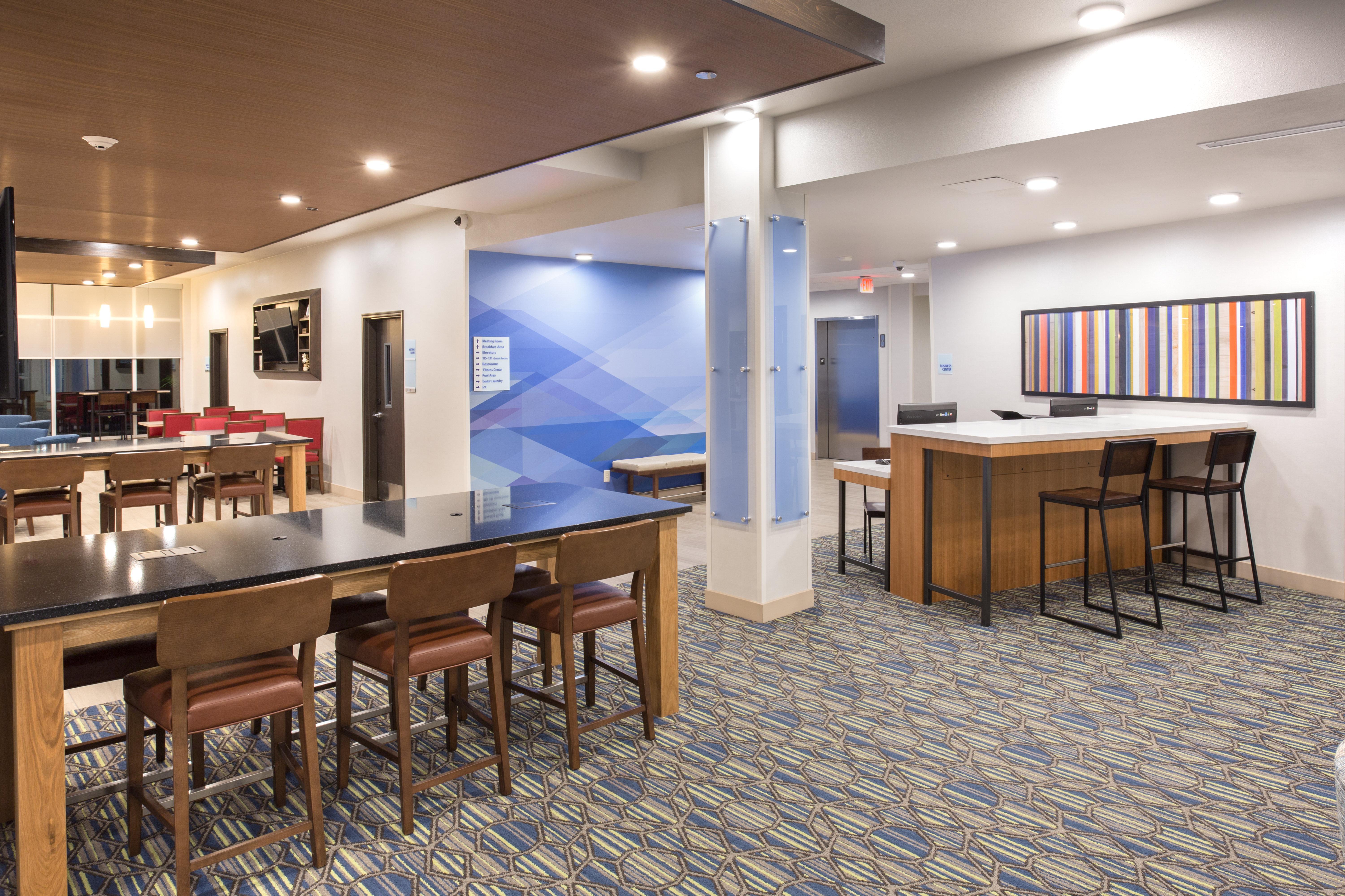 Holiday Inn Express & Suites - Rapid City - Rushmore South By Ihg Extérieur photo
